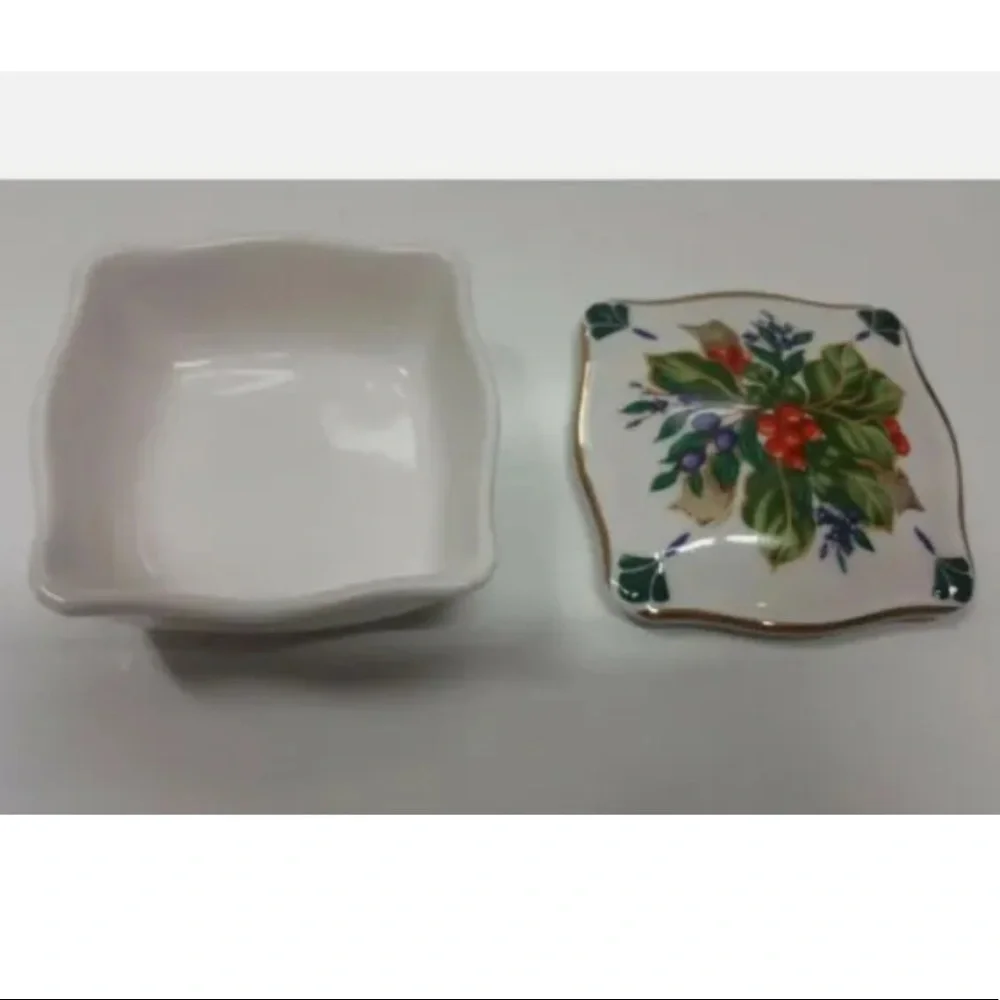 1366 Princess House Winter Garden Porc 24kt Gold Trim Keepsake Box NIB - Picture 3 of 7